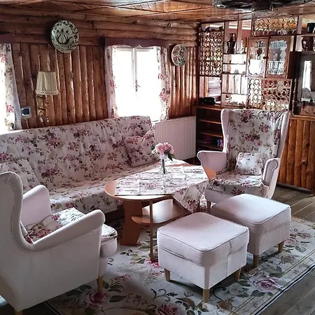 Villa Villa- Roubenka